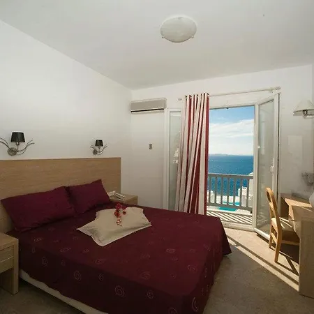 戈尔戈纳酒店 2*