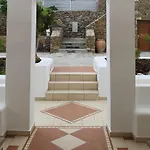 Hotel Gorgona 2*