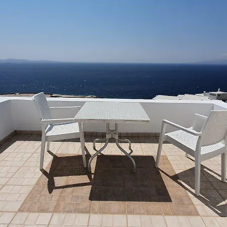고르고나 2* Mykonos Town