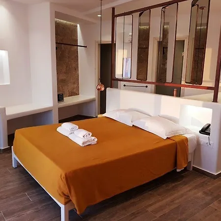 Gorgona Mykonos Town