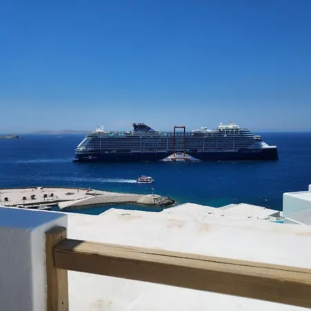 Gorgona Mykonos Town