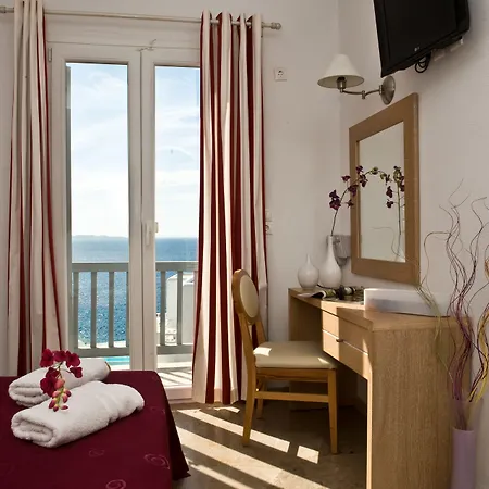 Gorgona Hotel 2*