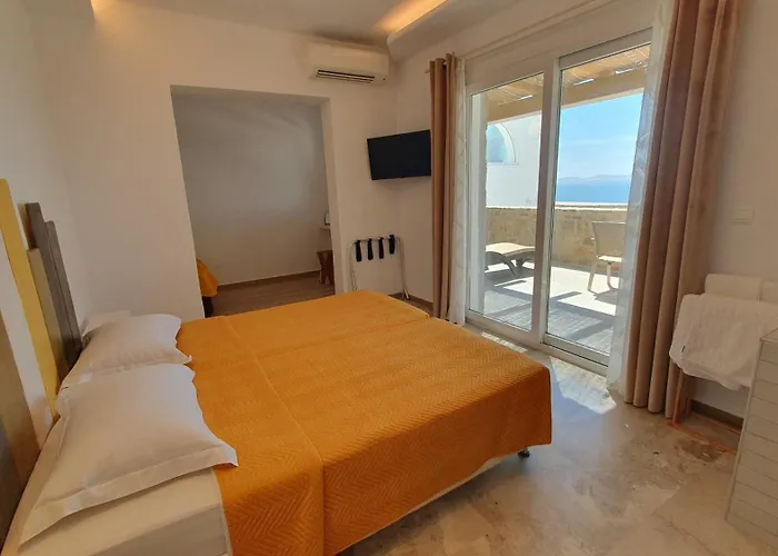 Gorgona Mykonos Town